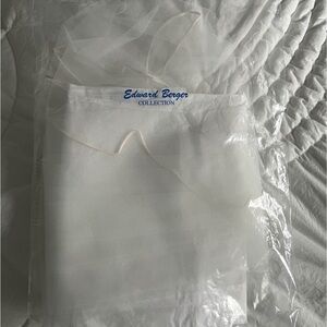 Edward Berger White Veil